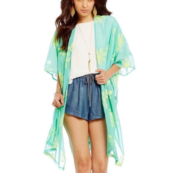 Other - NWT Gianni Bini Aqua/Lime Kimono